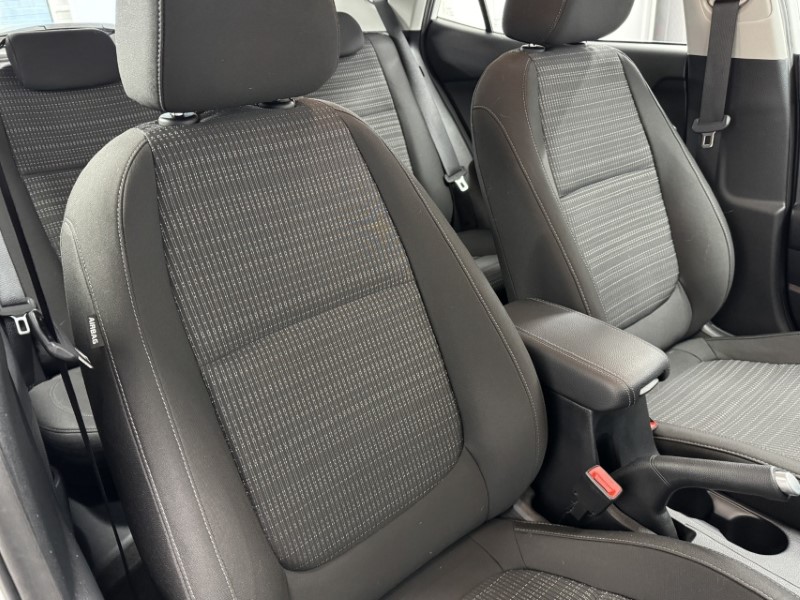 Used Kia Stonic 2023 for sale - 77918117: Photo 24