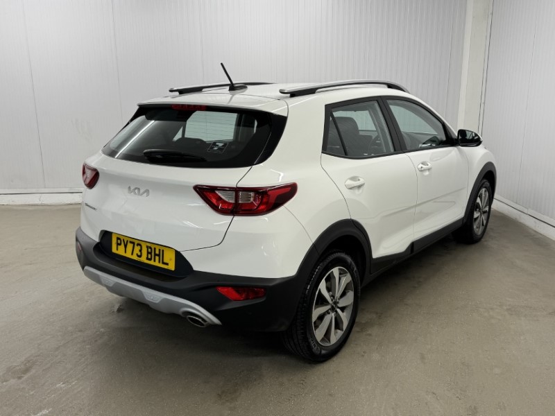 Used Kia Stonic 2023 for sale - 77918117: Photo 30