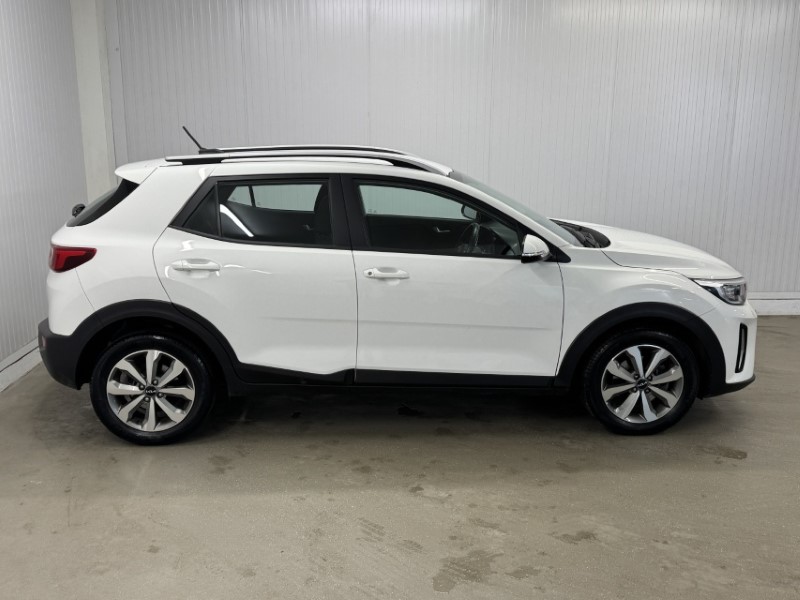 Used Kia Stonic 2023 for sale - 77918117: Photo 6