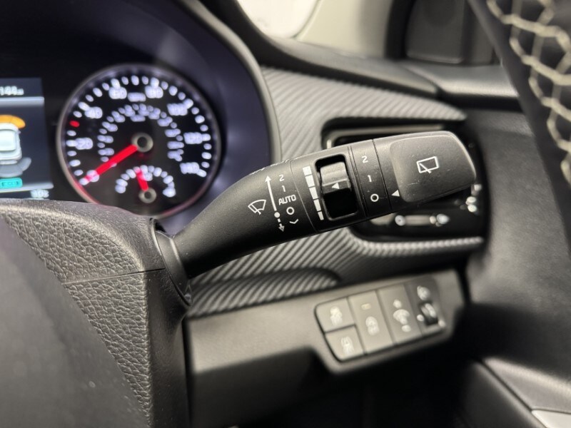 Used Kia Stonic 2024 for sale - 77834025: Photo 23