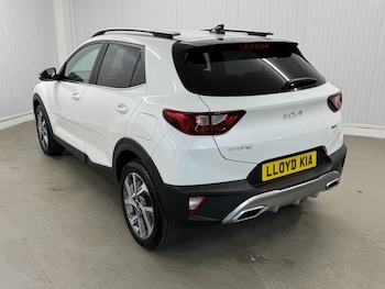 Used Kia Stonic 2024 for sale - 78531311: Photo