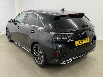Used Kia Ceed 2025 for sale - 78825971: Photo