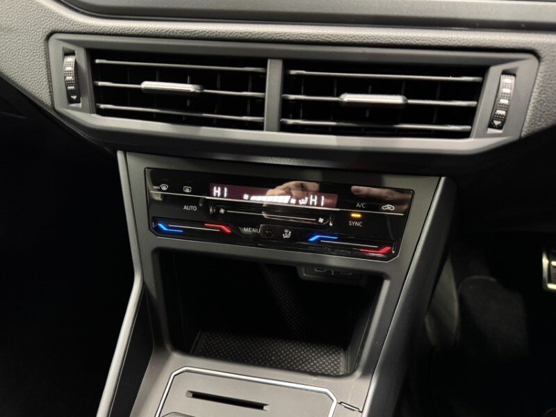 Used Volkswagen Polo 2024 for sale - 76922457: Photo 17