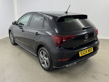 Used Volkswagen Polo 2024 for sale - 76922457: Photo