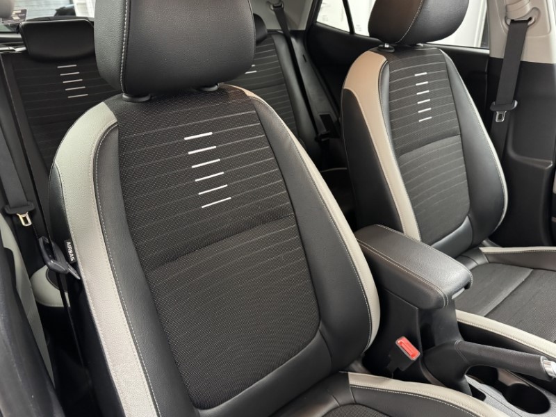 Used Kia Stonic 2023 for sale - 77950817: Photo 28