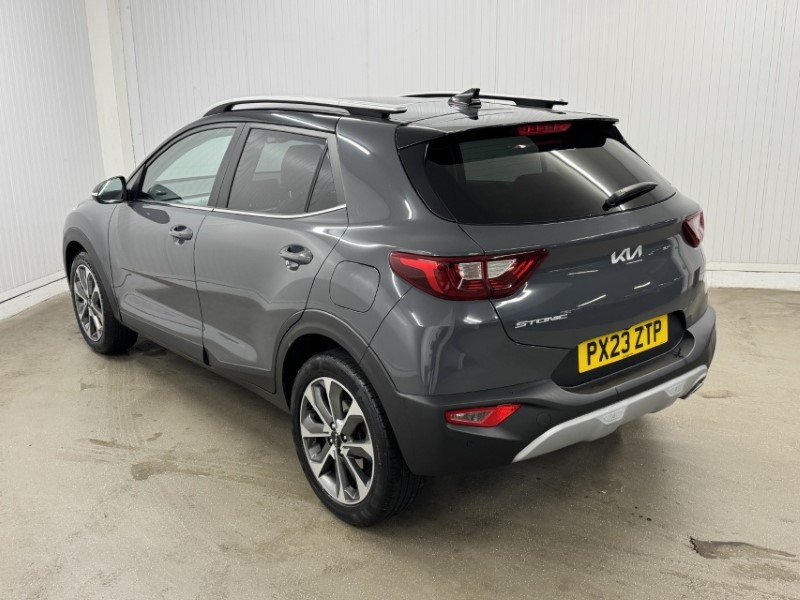 Used Kia Stonic 2023 for sale - 77950817: Photo 3