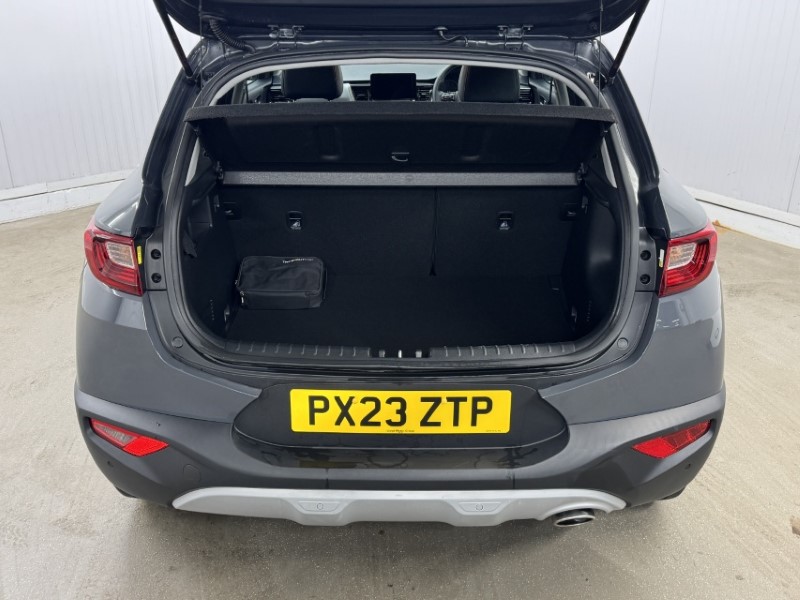 Used Kia Stonic 2023 for sale - 77950817: Photo 34