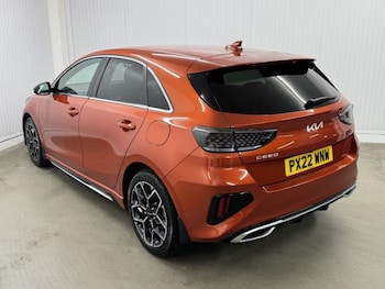 Used Kia Ceed 2022 for sale - 77640863: Photo