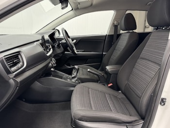 Used Kia Stonic 2021 for sale - 78077695: Photo