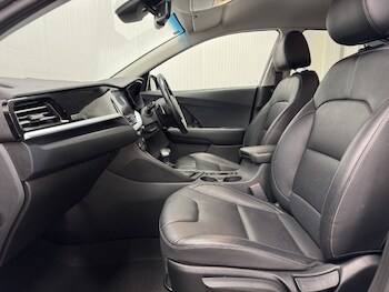Used Kia Niro 2021 for sale - 78542645: Photo