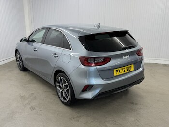 Used Kia Ceed 2022 for sale - 76980948: Photo