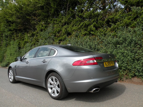 Used Jaguar XF 2009 for sale - 67746510: Photo 2