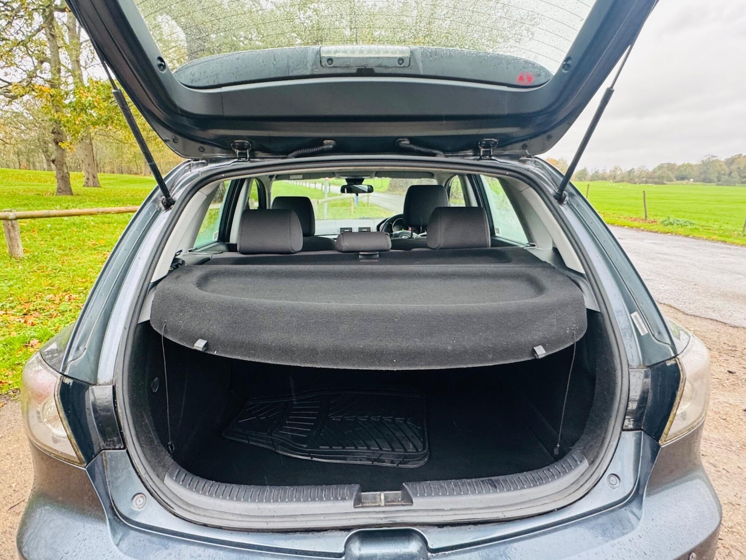 Used Mazda Mazda3 2009 for sale - 77066954: Photo 15