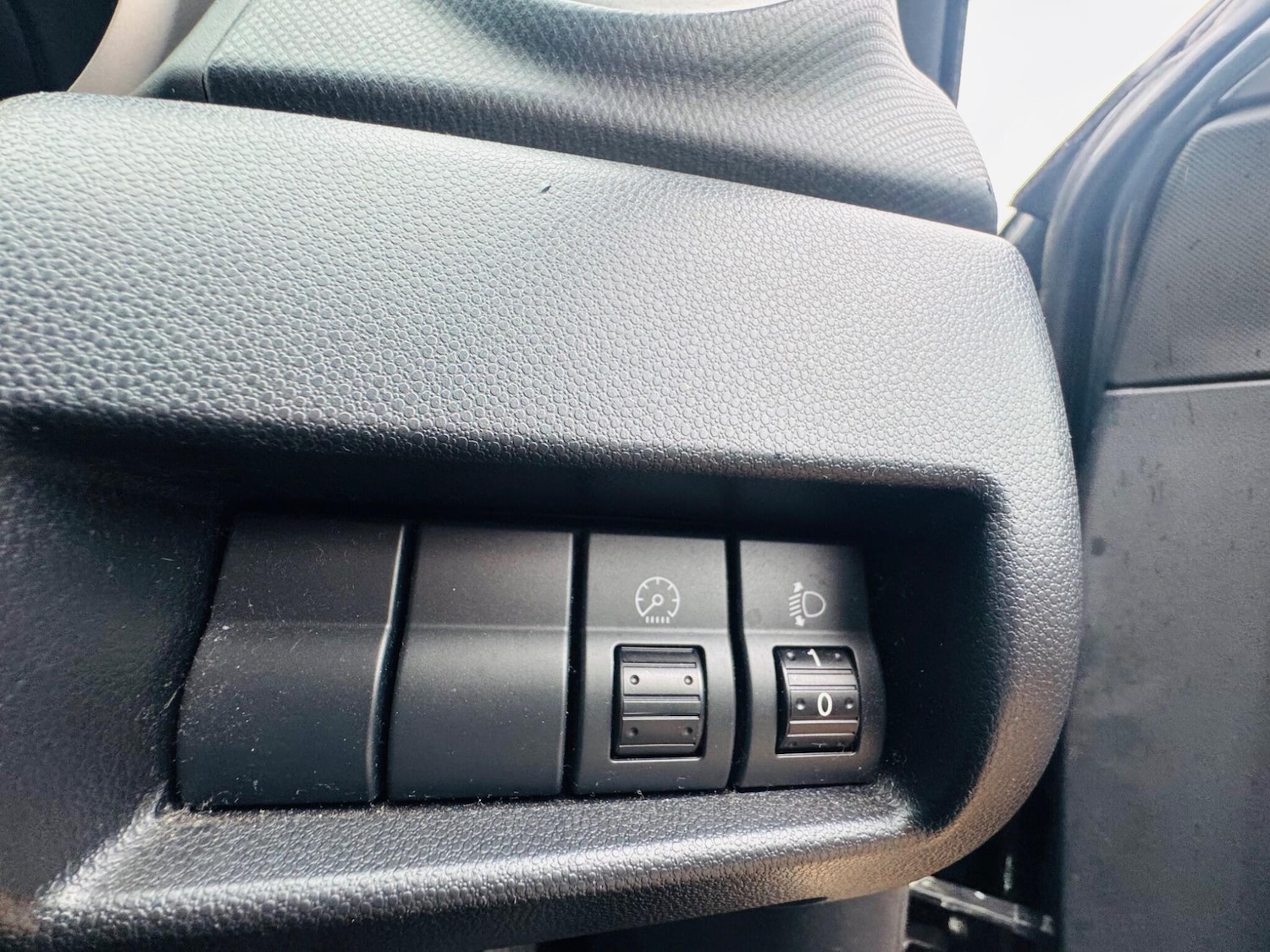 Used Mazda Mazda3 2009 for sale - 77066954: Photo 46