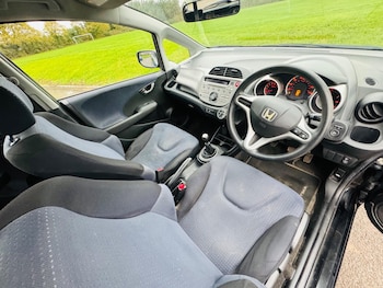 Used Honda Jazz 2008 for sale - 76743472: Photo