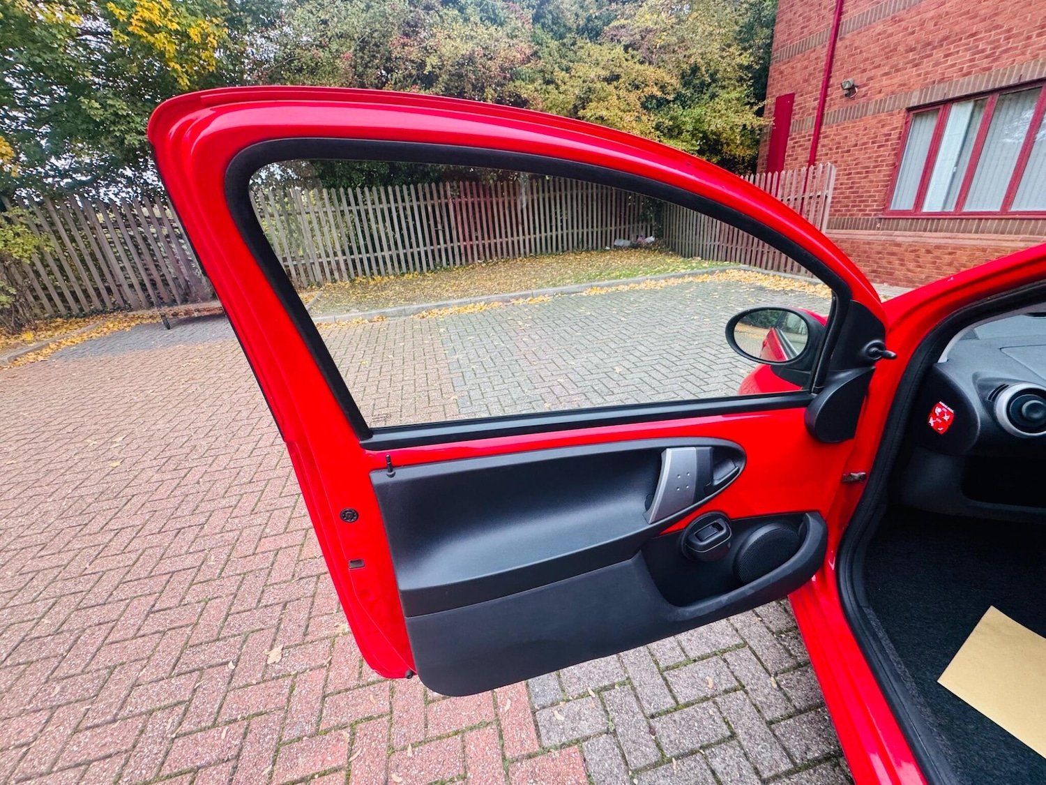 Used Peugeot 107 2013 for sale - 76326568: Photo 23