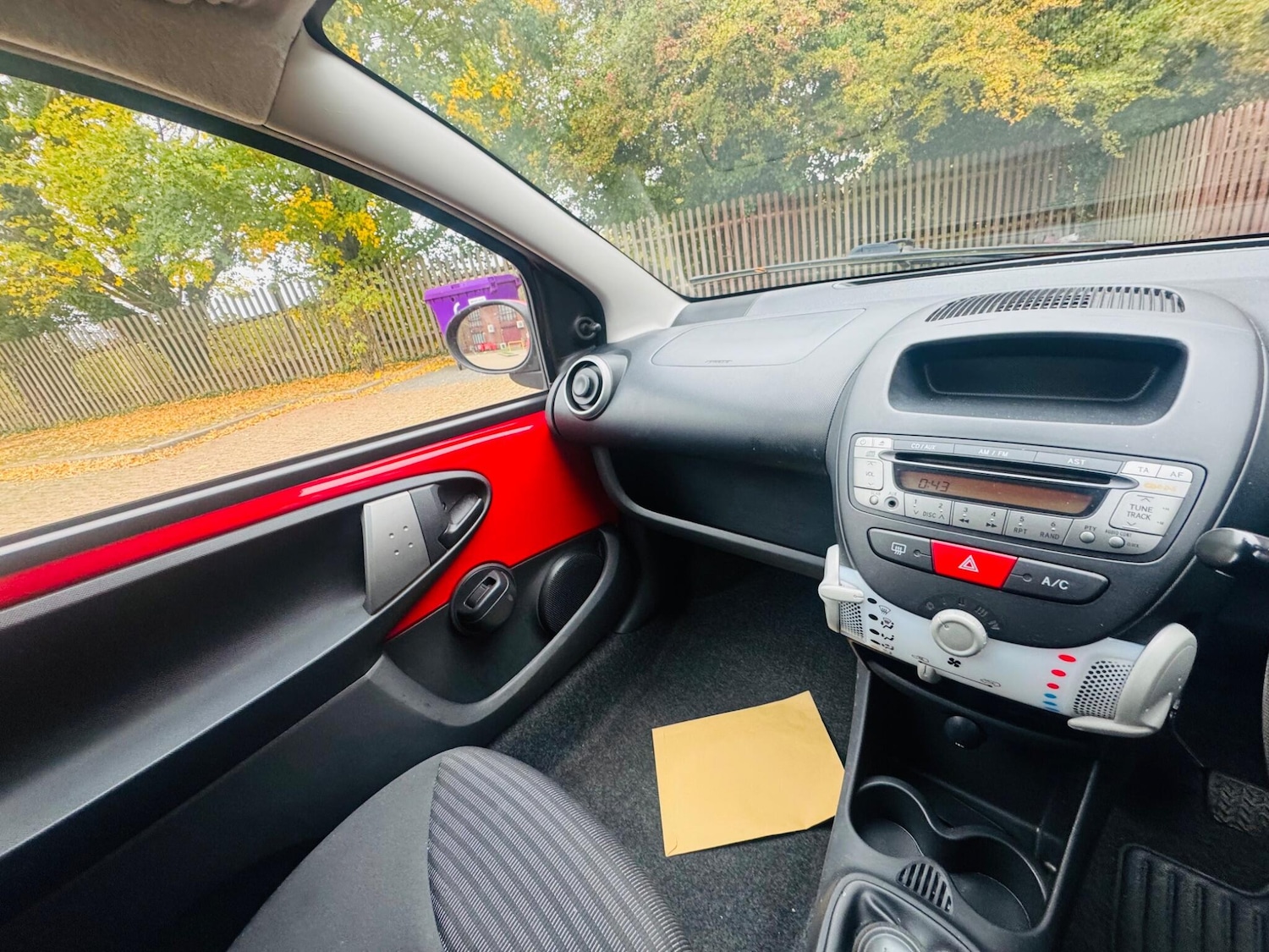 Used Peugeot 107 2013 for sale - 76326568: Photo 26