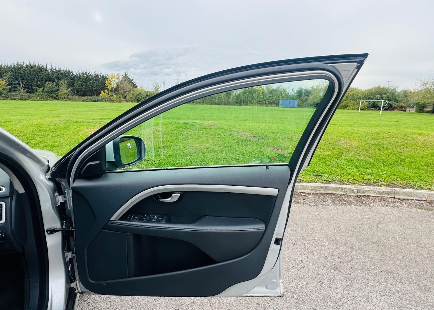 Used Volvo S80 2012 for sale - 76348907: Photo 25