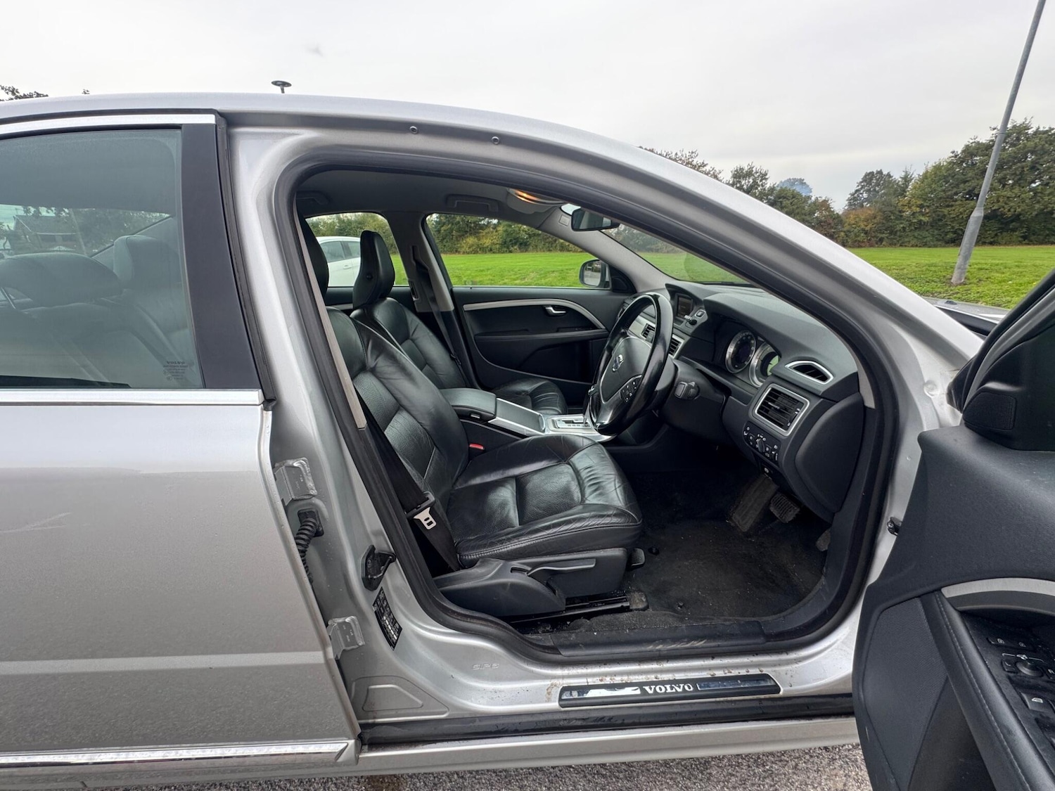 Used Volvo S80 2012 for sale - 76348907: Photo 28