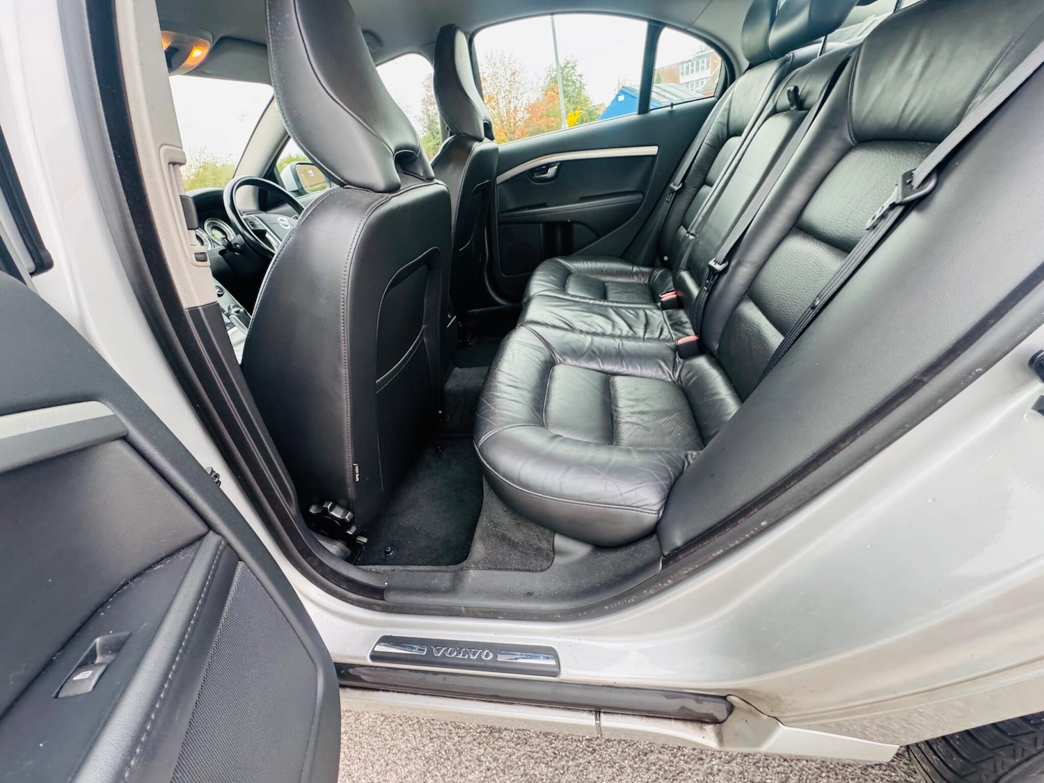 Used Volvo S80 2012 for sale - 76348907: Photo 37