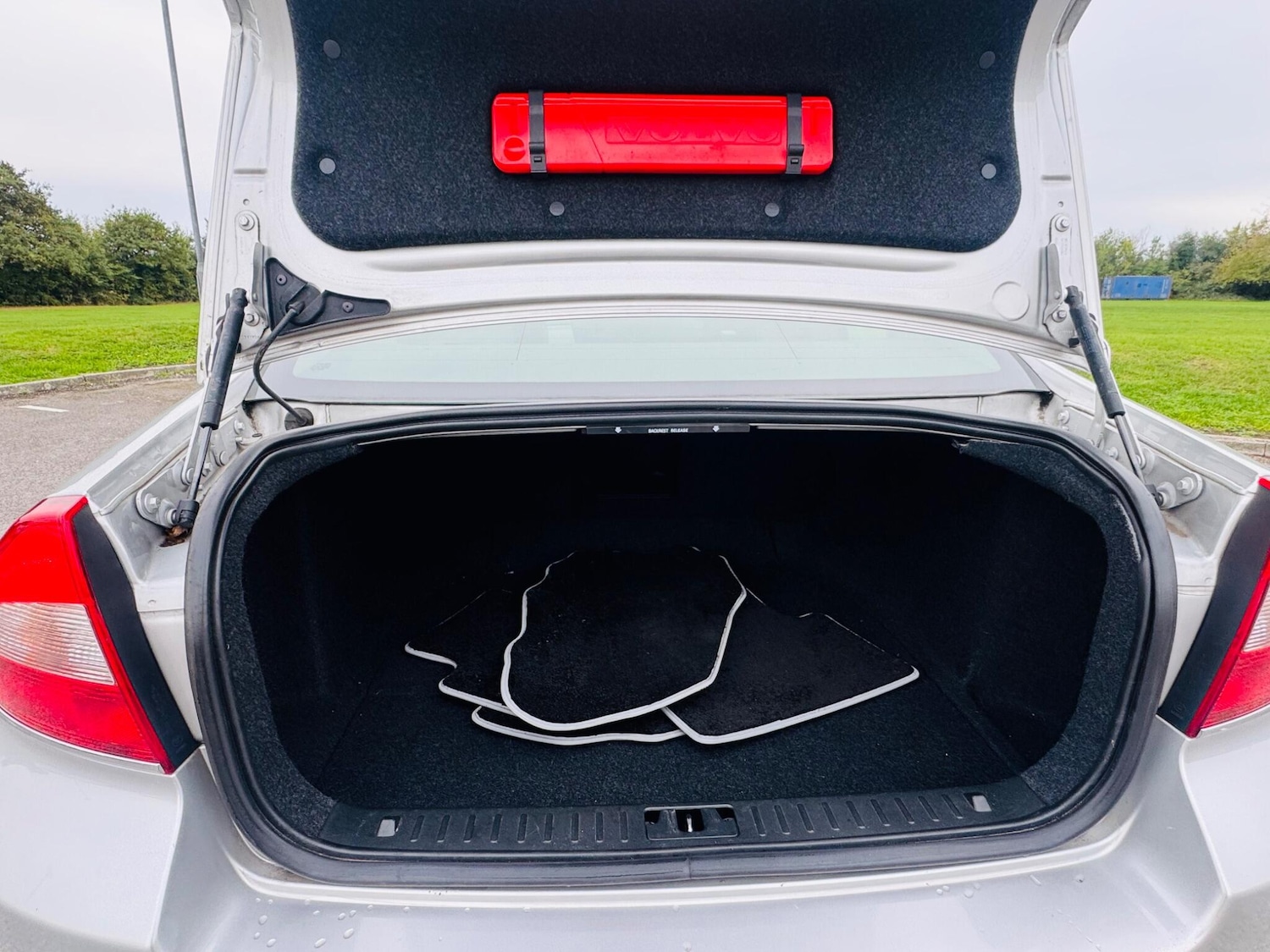 Used Volvo S80 2012 for sale - 76348907: Photo 39