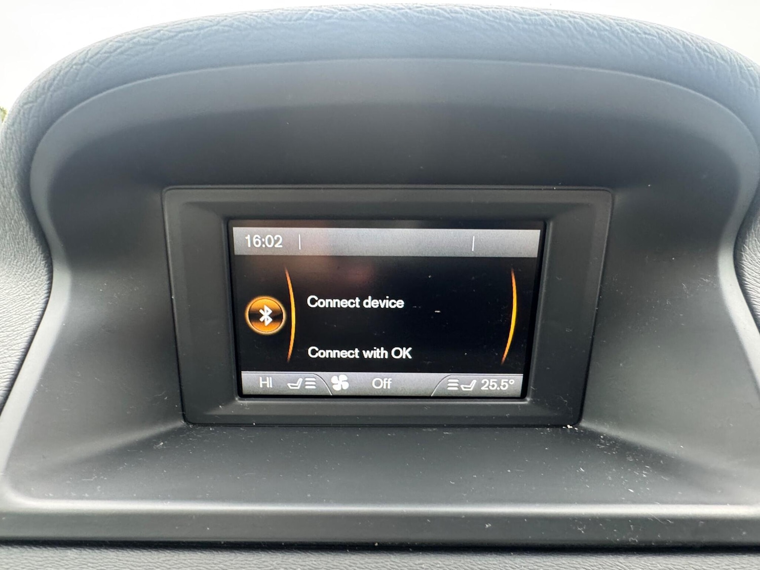 Used Volvo S80 2012 for sale - 76348907: Photo 42