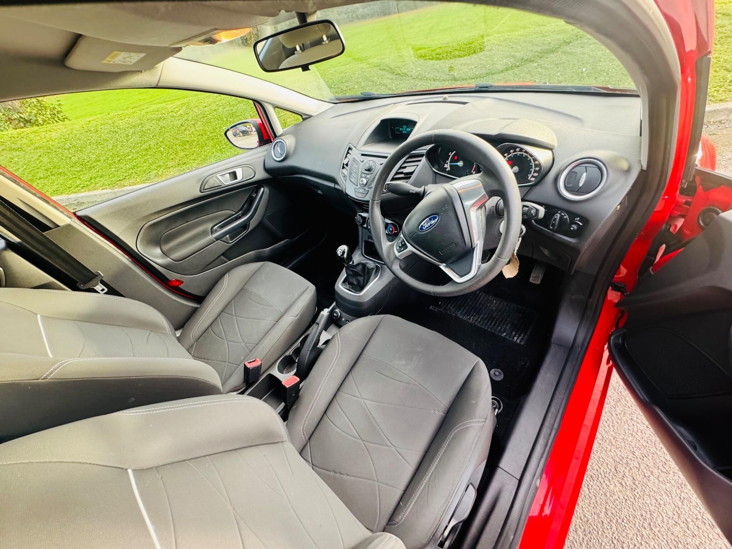 Used Ford Fiesta 2014 for sale - 76608287: Photo 28