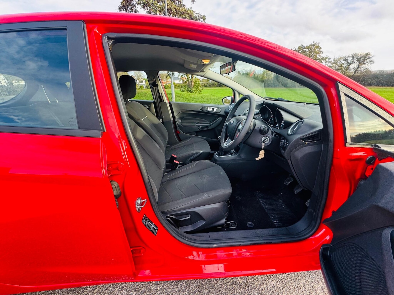 Used Ford Fiesta 2014 for sale - 76608287: Photo 30