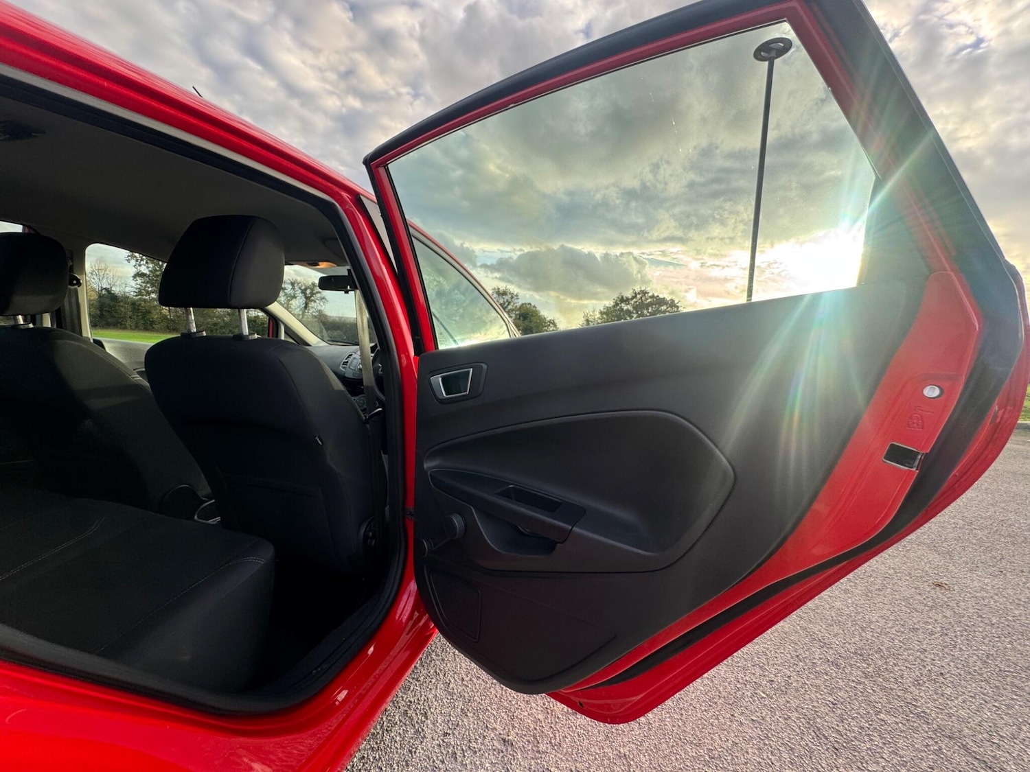 Used Ford Fiesta 2014 for sale - 76608287: Photo 31