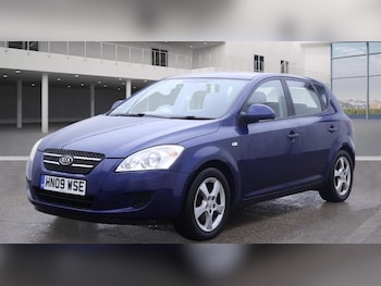 Used Kia Ceed 2009 for sale - 76997230: Photo