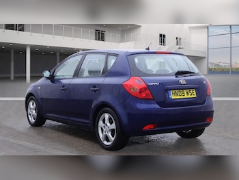 Used Kia Ceed 2009 for sale - 76997230: Photo