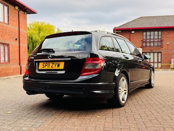 Used Mercedes-Benz C Class 2011 for sale - 79543932: Photo