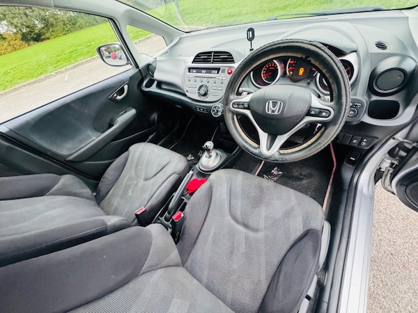 Used Honda Jazz 2009 for sale - 76260192: Photo 25