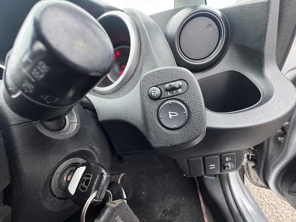 Used Honda Jazz 2009 for sale - 76260192: Photo 39