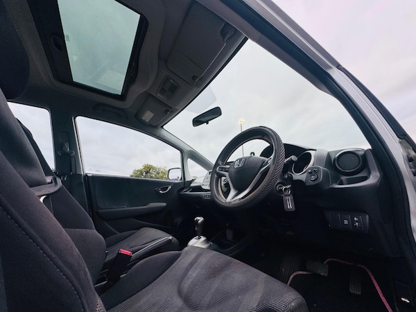 Used Honda Jazz 2009 for sale - 76260192: Photo 42