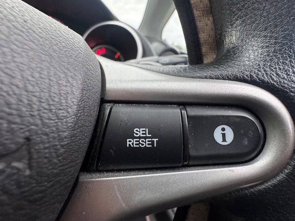 Used Honda Jazz 2009 for sale - 76260192: Photo 43