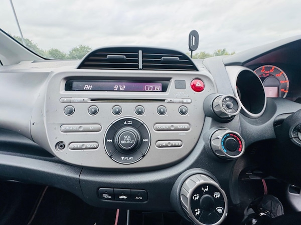 Used Honda Jazz 2009 for sale - 76260192: Photo 47