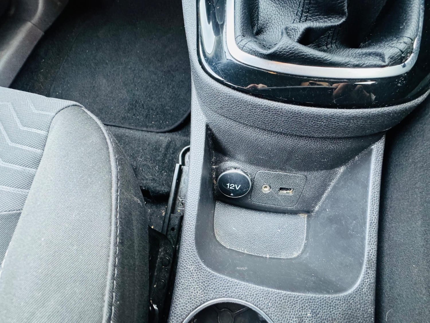 Used Ford Fiesta 2014 for sale - 77320805: Photo 39