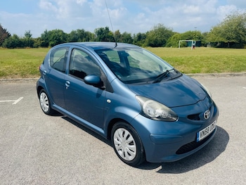 Toyota - AYGO