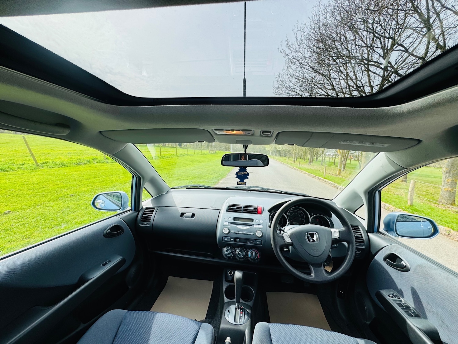 Used Honda Jazz 2003 for sale - 78062084: Photo 3