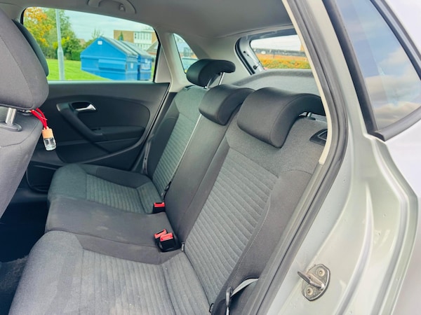 Used Volkswagen Polo 2010 for sale - 76201111: Photo 32