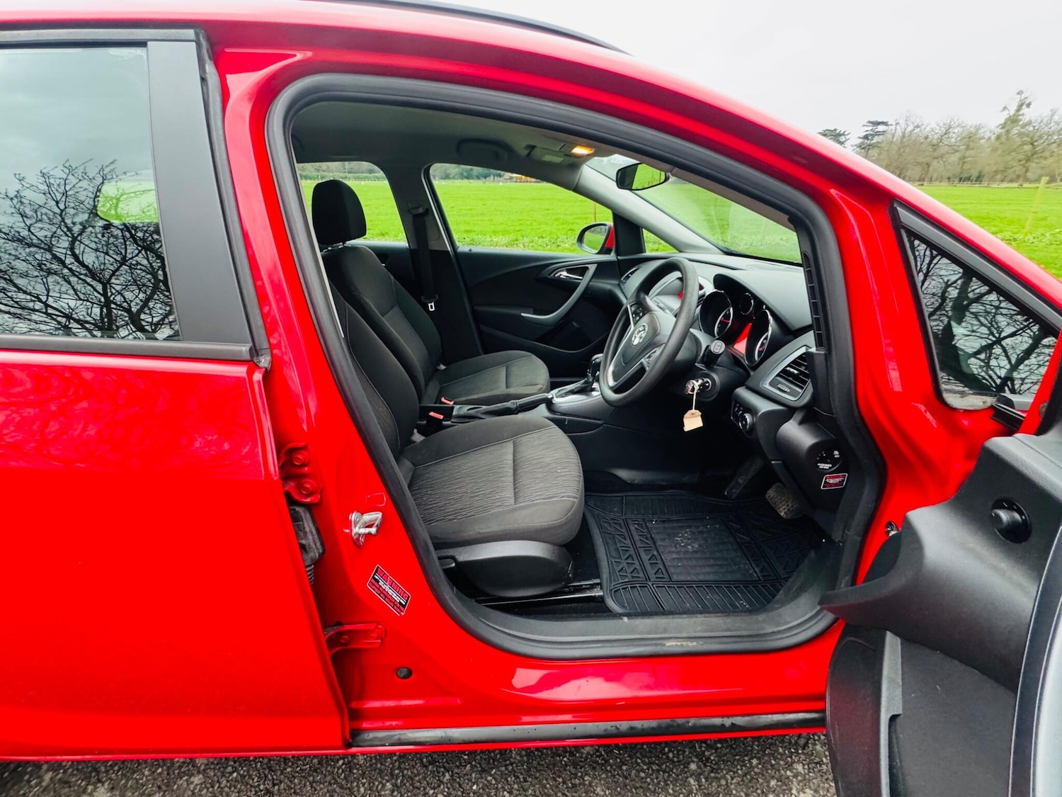 Used Vauxhall Astra 2012 for sale - 77570530: Photo 28