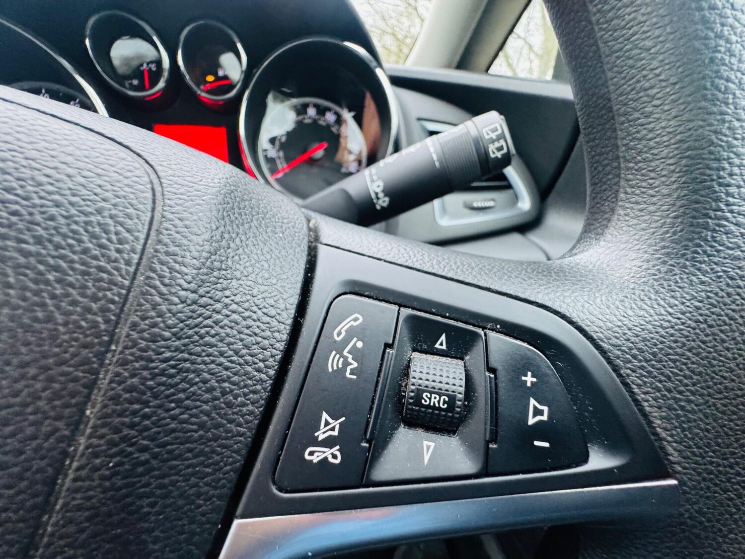 Used Vauxhall Astra 2012 for sale - 77570530: Photo 41