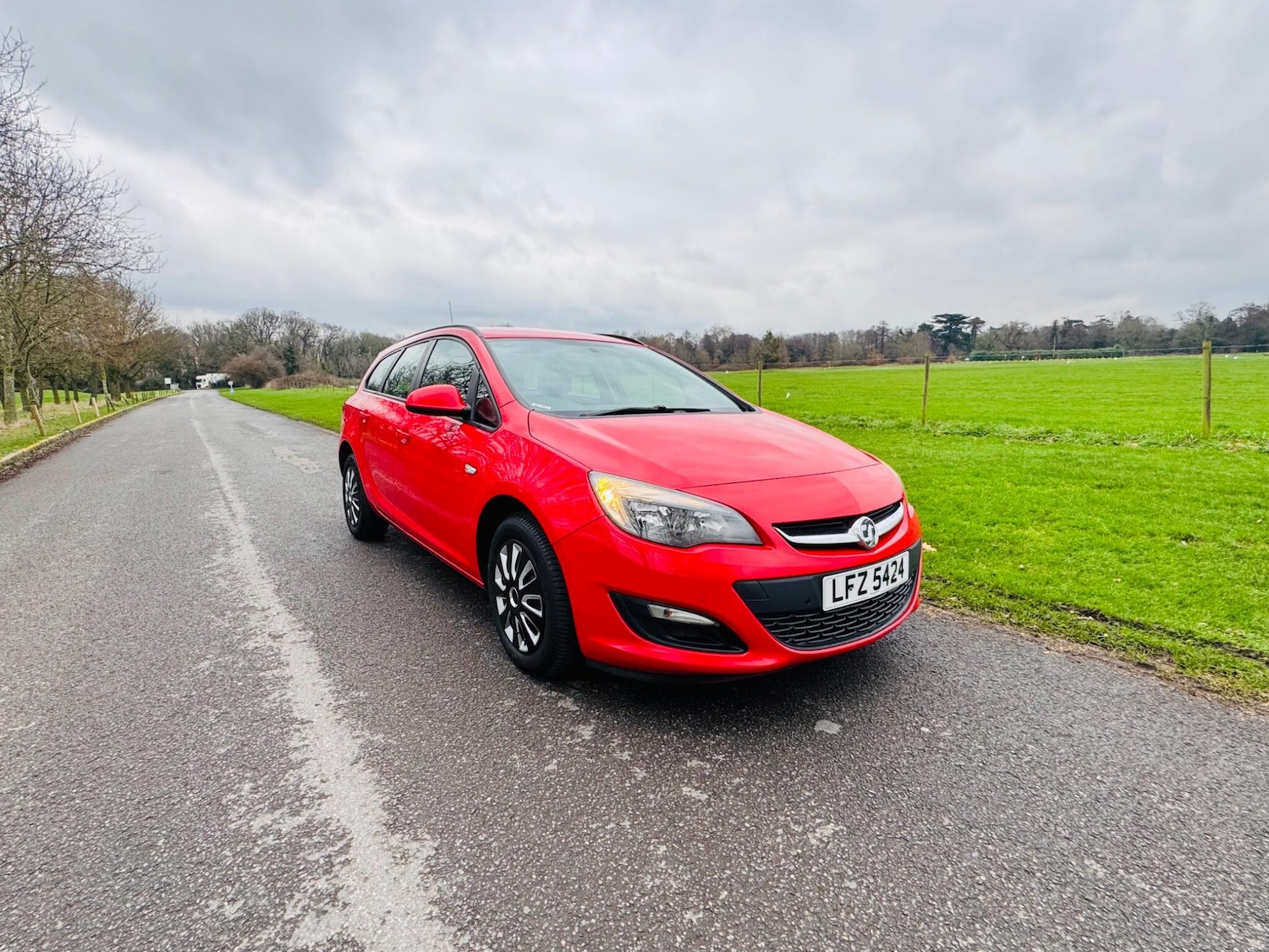 Used Vauxhall Astra 2012 for sale - 77570530: Photo 6