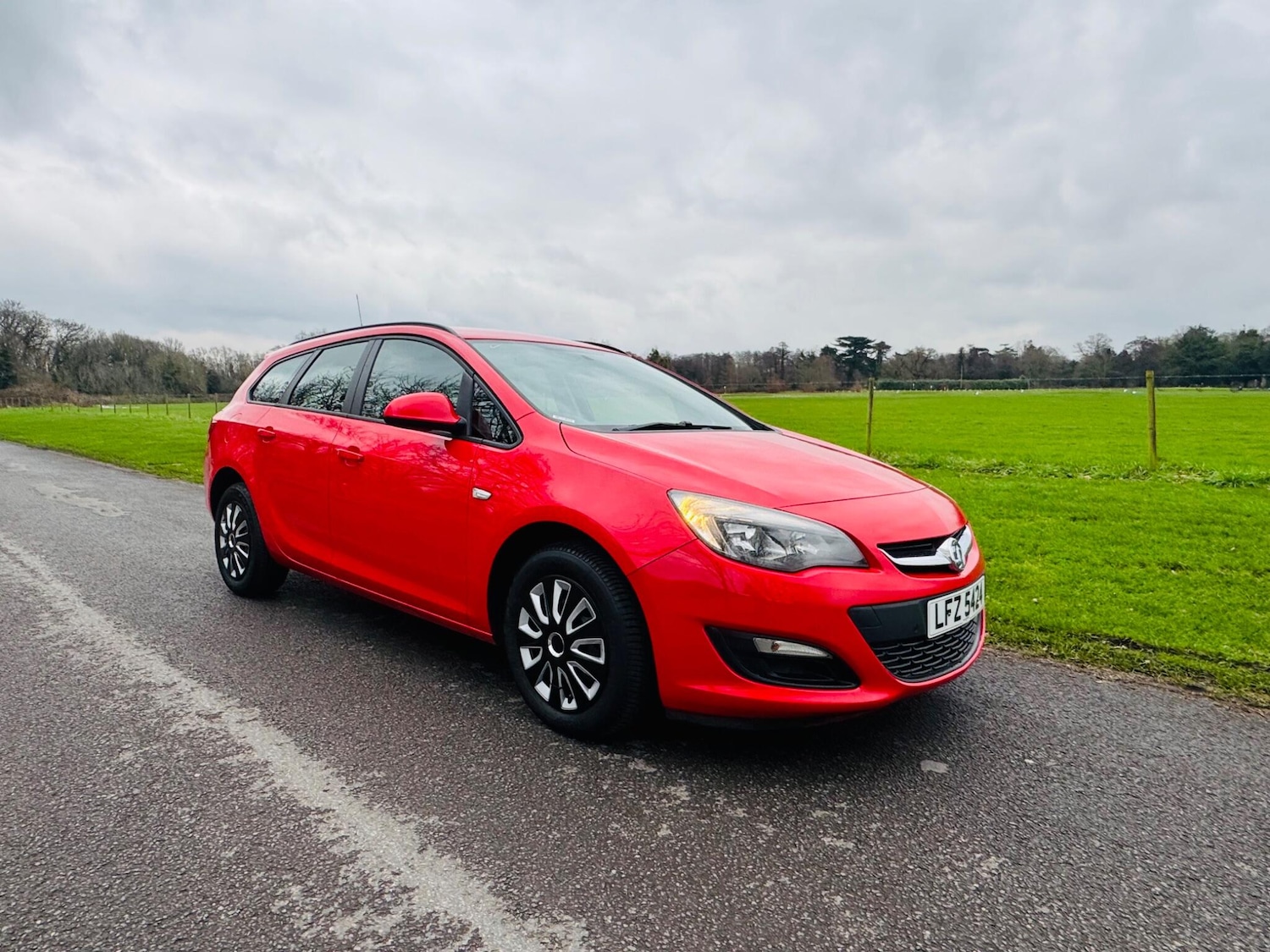 Used Vauxhall Astra 2012 for sale - 77570530: Photo 8