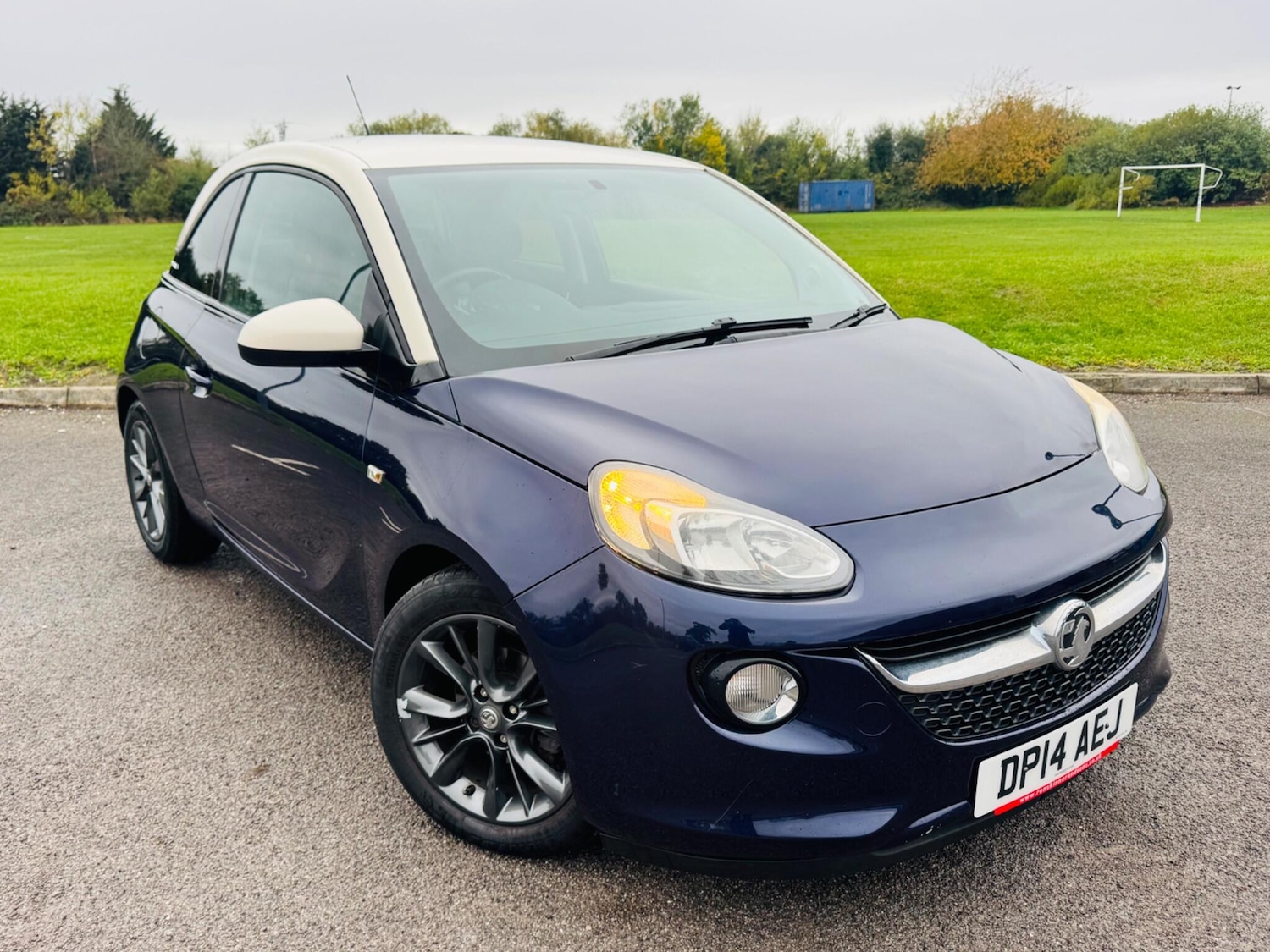 Used Vauxhall ADAM 2014 for sale - 76850139: Photo 1
