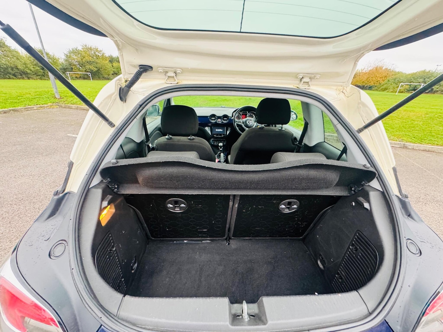 Used Vauxhall ADAM 2014 for sale - 76850139: Photo 30