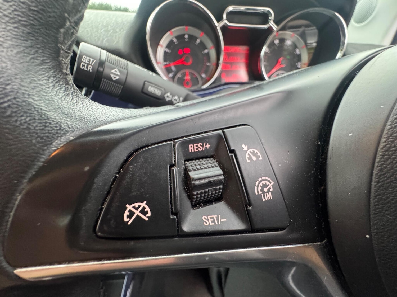 Used Vauxhall ADAM 2014 for sale - 76850139: Photo 31