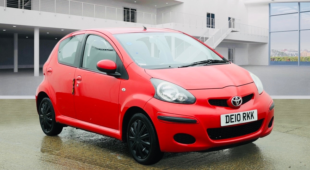 Used Toyota AYGO 2010 for sale - 77721828: Photo 1