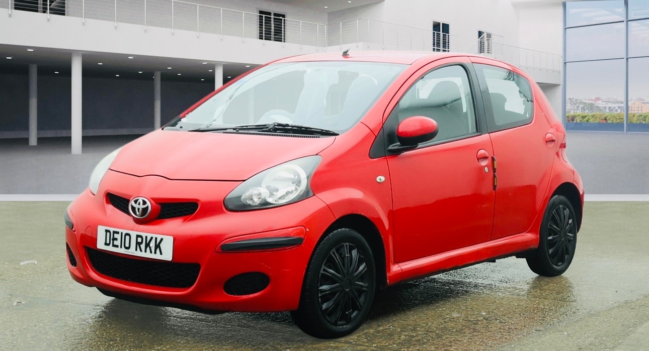 Used Toyota AYGO 2010 for sale - 77721828: Photo 4